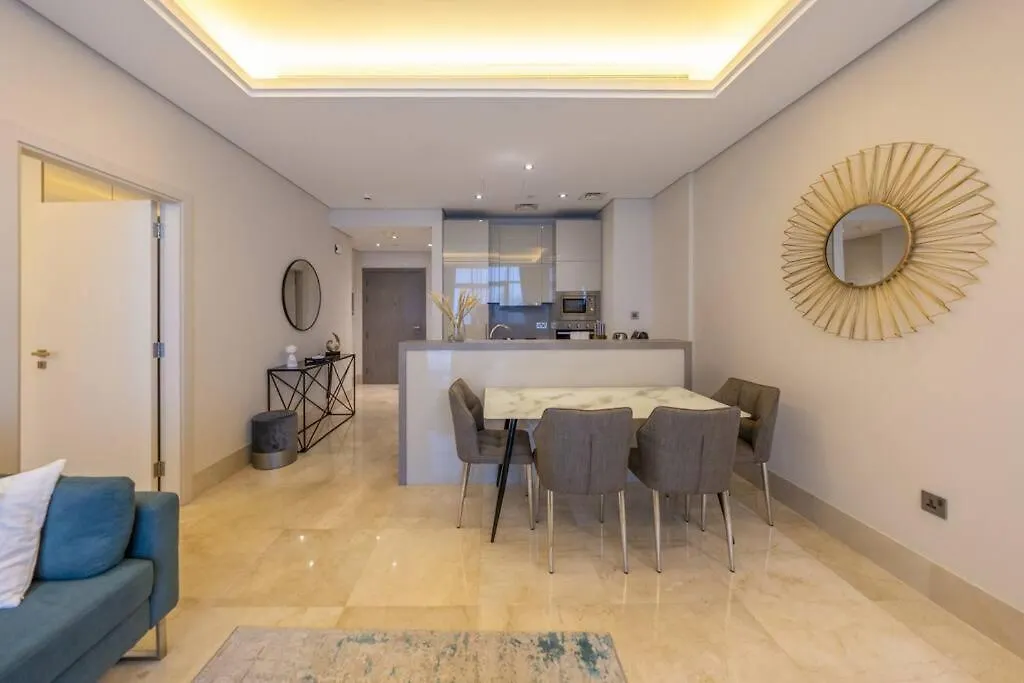 Cozy Beachfront 1 Bedroom Apartment - The 8 Dubai